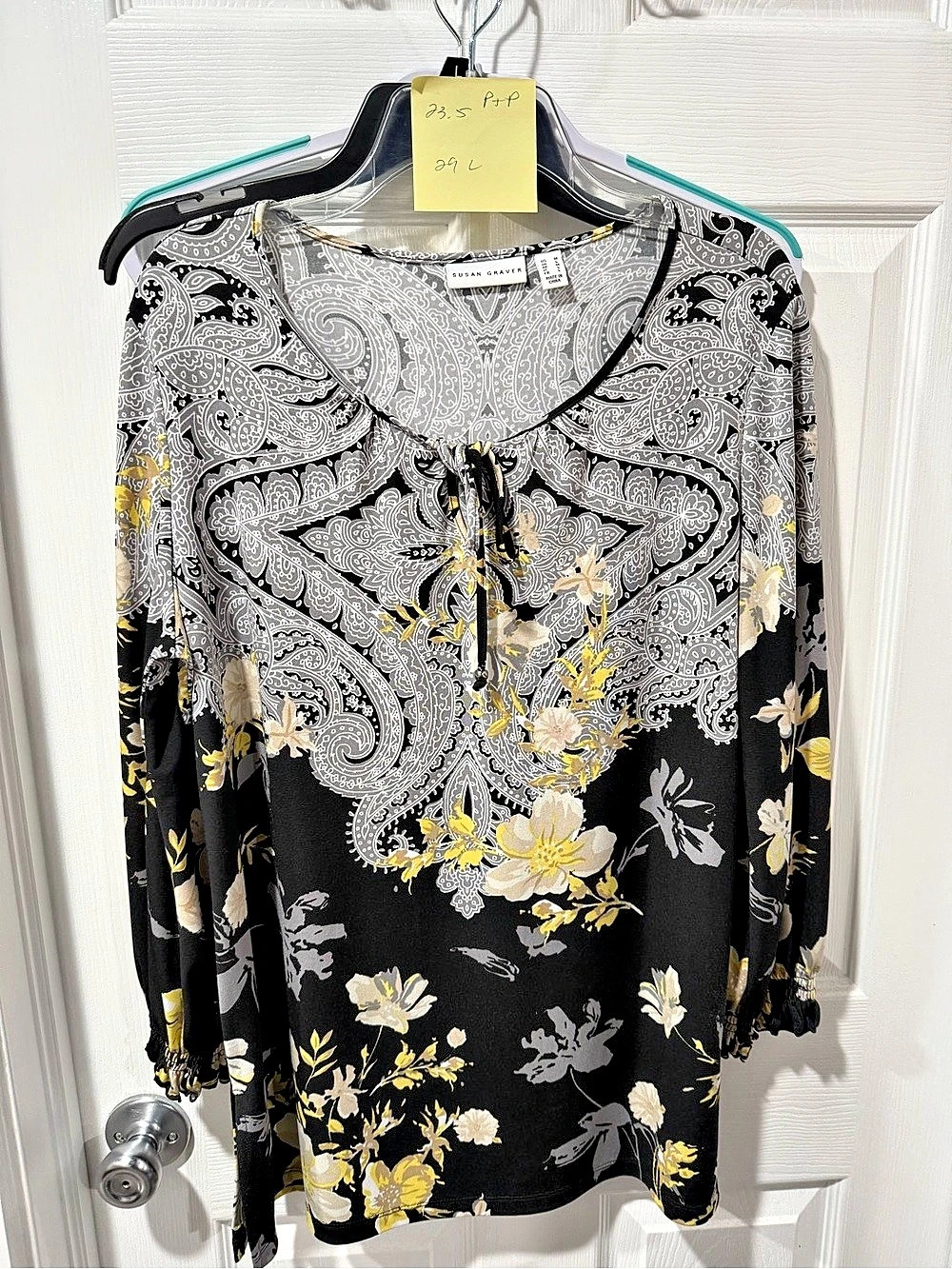 Susan Graver Paisley Floral Blouse in Black & Gray Size Medium